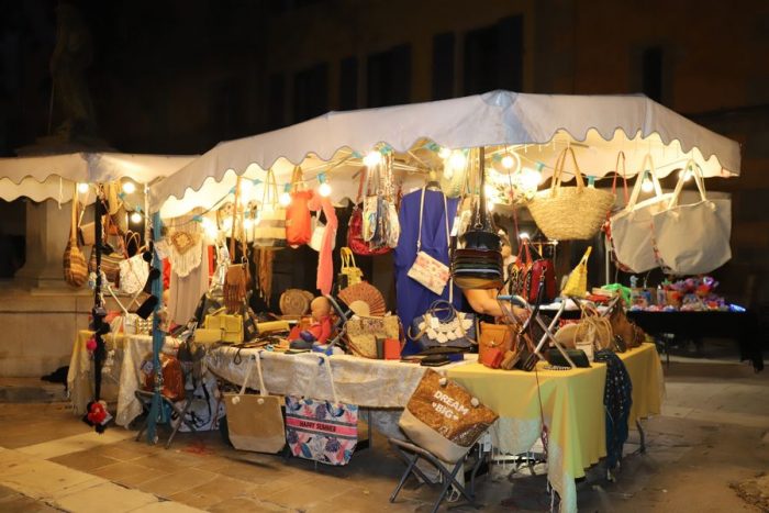 Marché nocturne