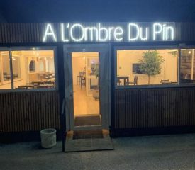 A L’ombre du pin