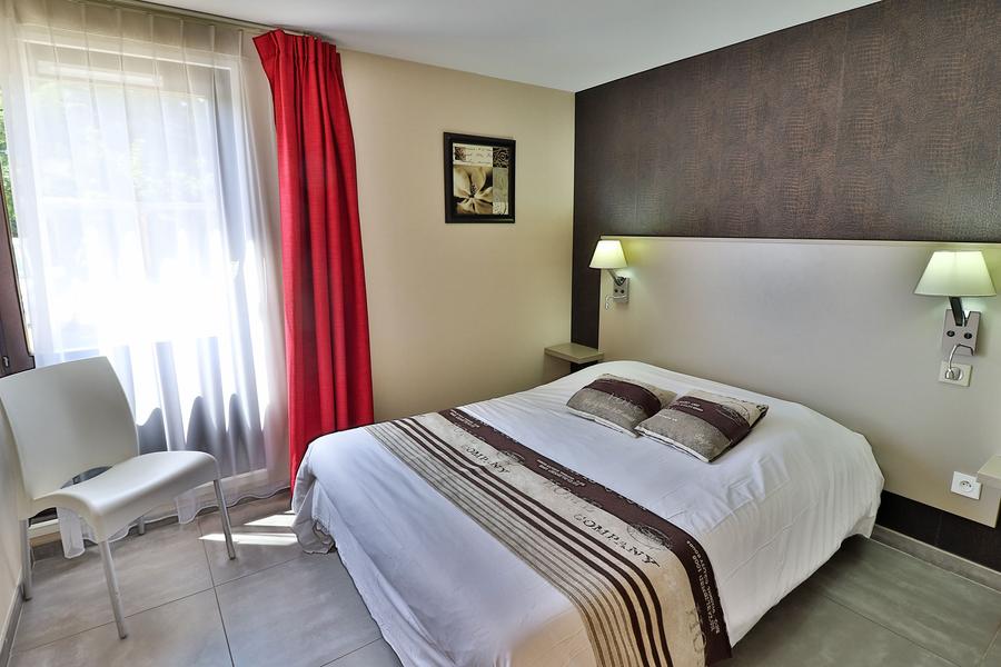 Chambre double grand lit