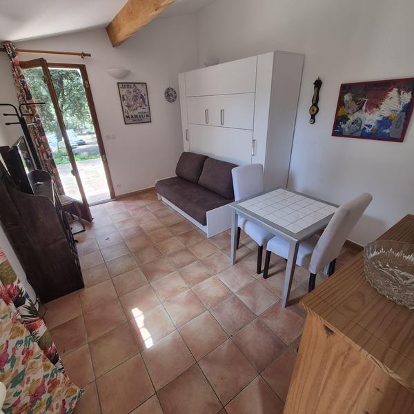 Gîte Mme Sabrié_Solliès-Ville